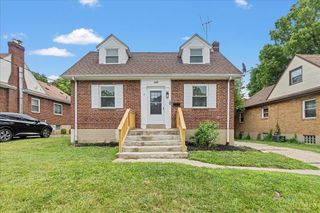 2428 Homestead Place, Cincinnati, OH 45211