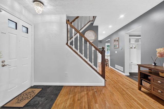 145 Ravine Ridge Drive S, Powell, OH 43065