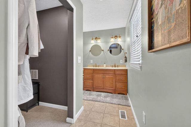 145 Ravine Ridge Drive S, Powell, OH 43065