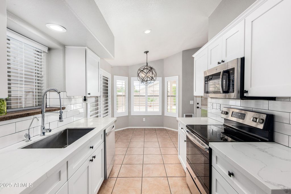property-img