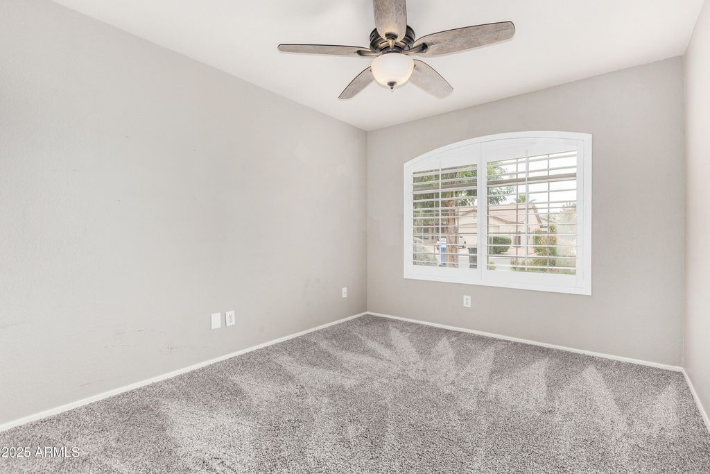 property-img