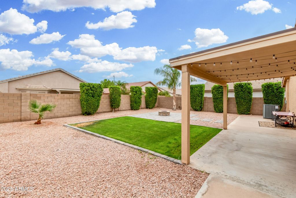 property-img