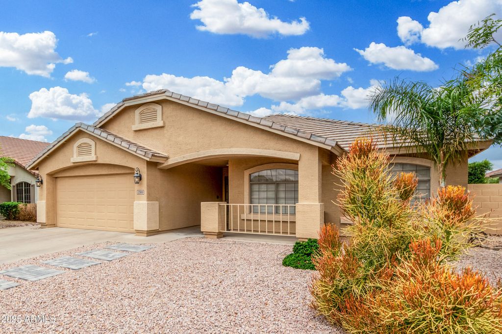 property-img