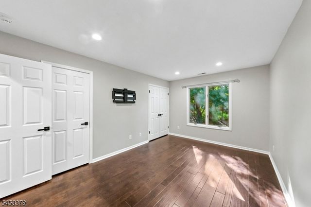 2 Parkside Ter 2A, Woodland Park, NJ 07424