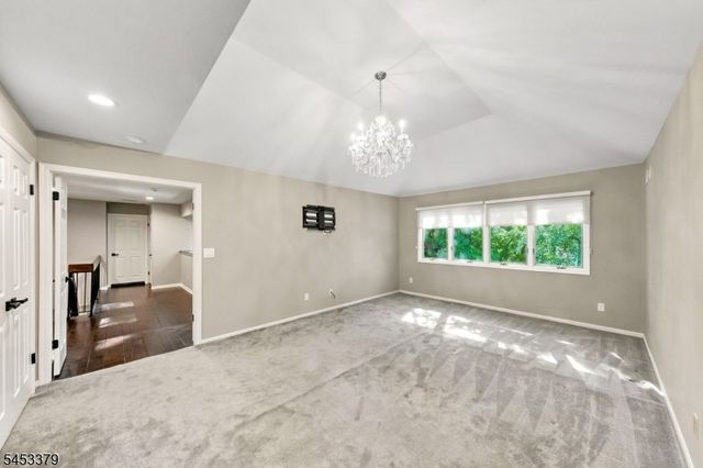 2 Parkside Ter 2A, Woodland Park, NJ 07424