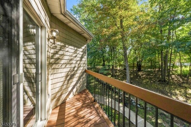 2 Parkside Ter 2A, Woodland Park, NJ 07424