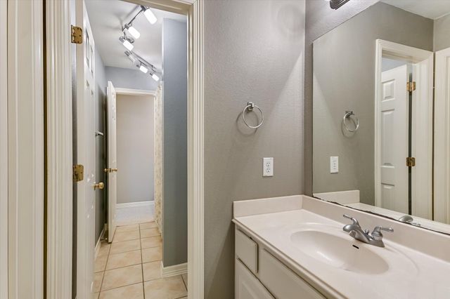 1512 Lake Forest CV, Round Rock, TX 78665