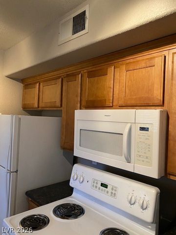 2300 East SILVERADO RANCH BL Boulevard 2026, Las Vegas, NV 89183