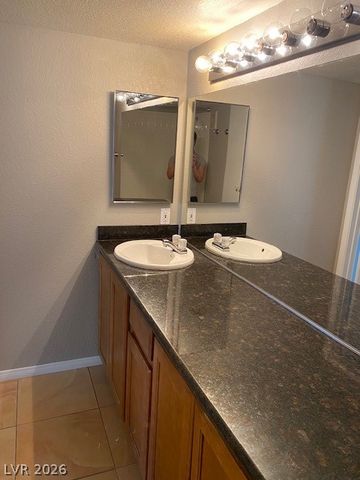 2300 East SILVERADO RANCH BL Boulevard 2026, Las Vegas, NV 89183