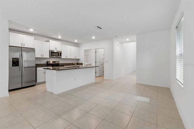 10072 BRANCHING SHIP TRACE, Wesley Chapel, FL 33545