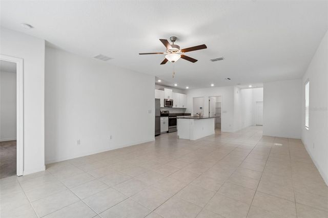 10072 BRANCHING SHIP TRACE, Wesley Chapel, FL 33545