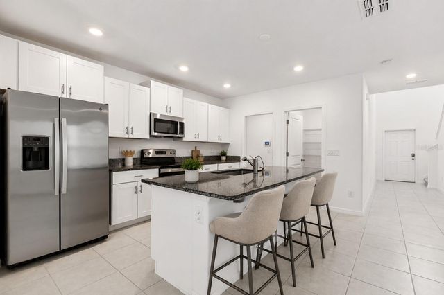 10072 BRANCHING SHIP TRACE, Wesley Chapel, FL 33545