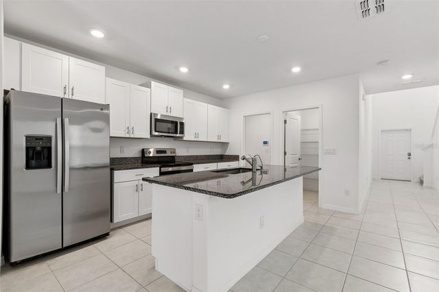 10072 BRANCHING SHIP TRACE, Wesley Chapel, FL 33545