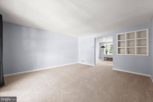 6201 CHINQUAPIN PKWY, Baltimore, MD 21239
