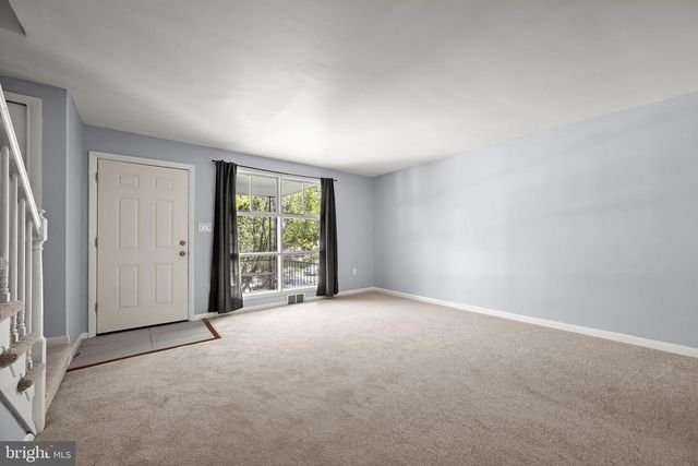 6201 CHINQUAPIN PKWY, Baltimore, MD 21239