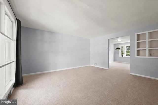 6201 CHINQUAPIN PKWY, Baltimore, MD 21239