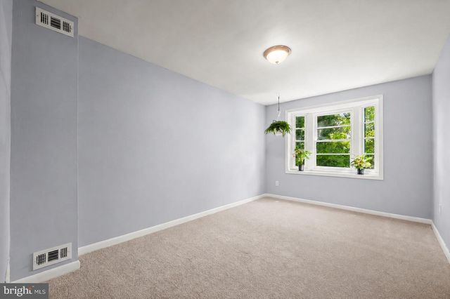 6201 CHINQUAPIN PKWY, Baltimore, MD 21239