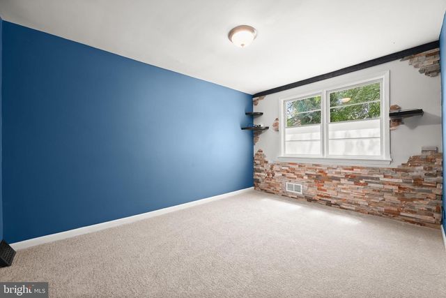 6201 CHINQUAPIN PKWY, Baltimore, MD 21239