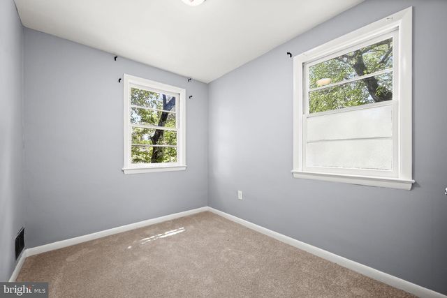 6201 CHINQUAPIN PKWY, Baltimore, MD 21239