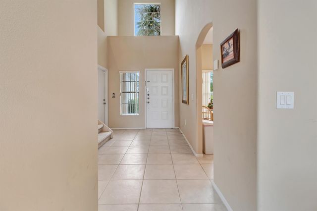 2613 Spring Hill Drive, Kissimmee, FL 34743