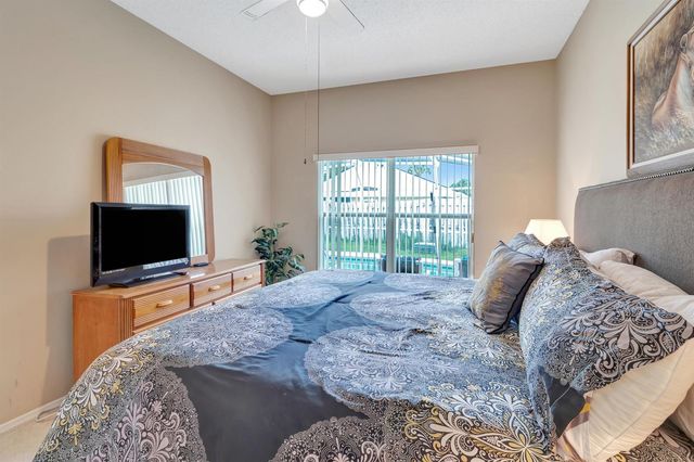 2613 Spring Hill Drive, Kissimmee, FL 34743