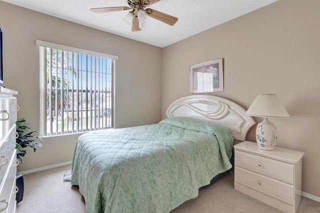 2613 Spring Hill Drive, Kissimmee, FL 34743