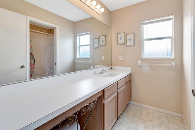 2613 Spring Hill Drive, Kissimmee, FL 34743