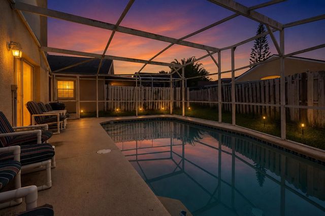 2613 Spring Hill Drive, Kissimmee, FL 34743