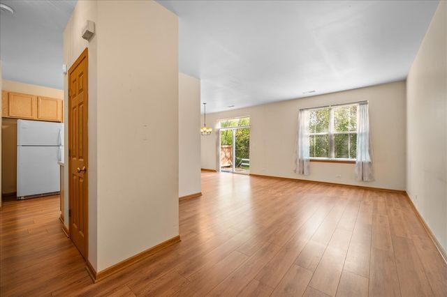 2907 Pleasant Plains Drive, St. Charles, IL 60175