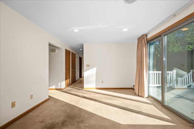 4 Garrison Ln, Southborough, MA 01772