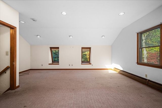 4 Garrison Ln, Southborough, MA 01772