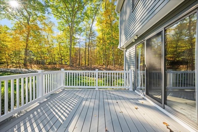 4 Garrison Ln, Southborough, MA 01772