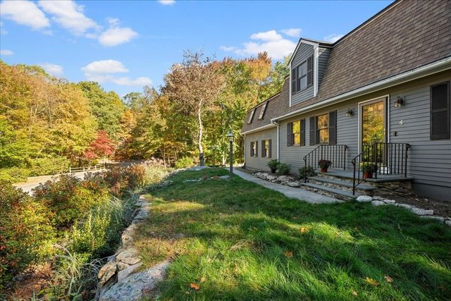 4 Garrison Ln, Southborough, MA 01772