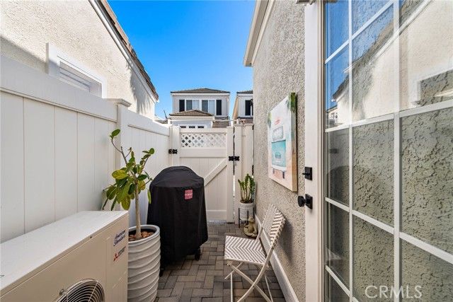 700 Lido Park Drive 33, Newport Beach, CA 92663