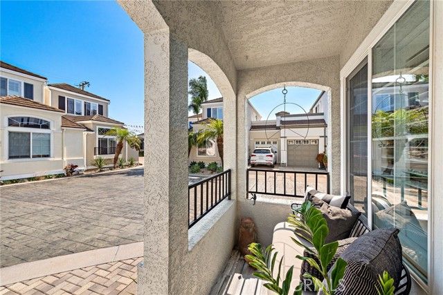 700 Lido Park Drive 33, Newport Beach, CA 92663
