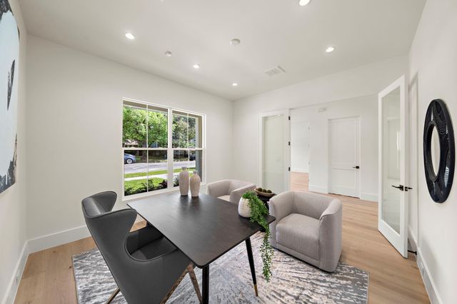 408 Pecore Street, Houston, TX 77009