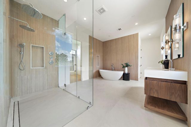 408 Pecore Street, Houston, TX 77009