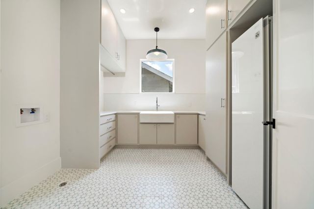 408 Pecore Street, Houston, TX 77009