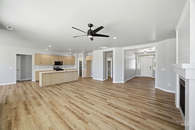 9428 W Cosmic St, Nampa, ID 83687