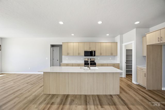 9428 W Cosmic St, Nampa, ID 83687