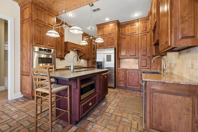 15120 Big Oak Bay Rd, Tyler, TX 75707