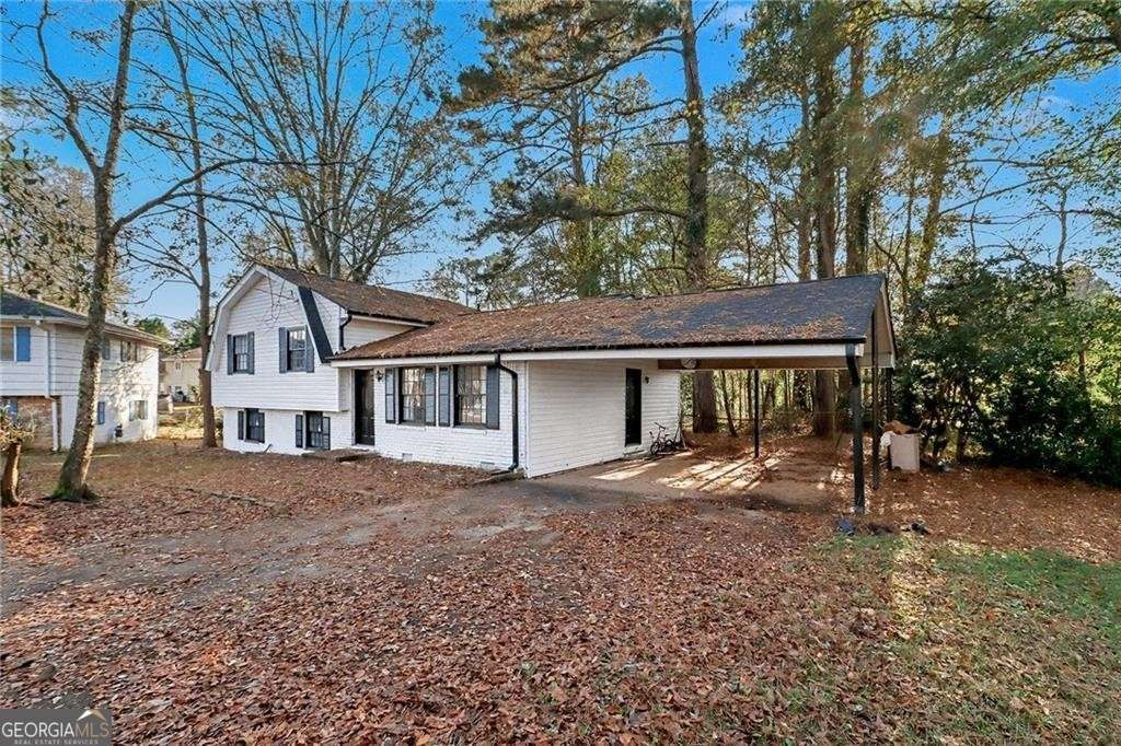 2731 Lynn Court, Ellenwood, GA 30294