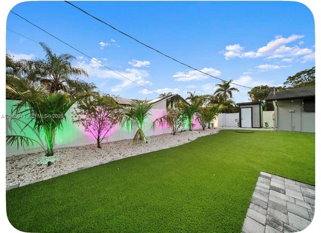 466 SW Prado Ave, Port St. Lucie, FL 34983