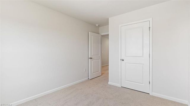 106 Beechwood Circle, Thomasville, NC 27360