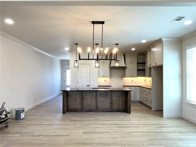 4750 Farmhouse Street, Springdale, AR 72762