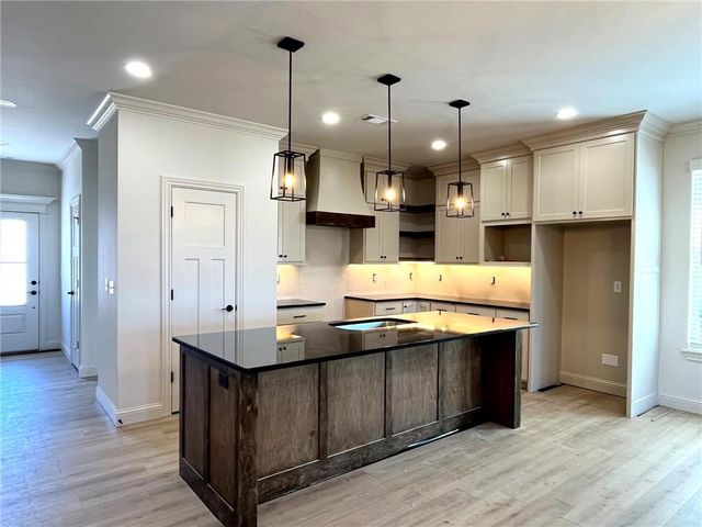 4750 Farmhouse Street, Springdale, AR 72762