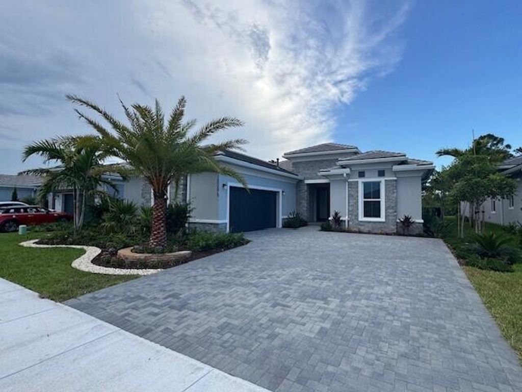 10096 Timber Creek Way, Palm Beach Gardens, FL 33412