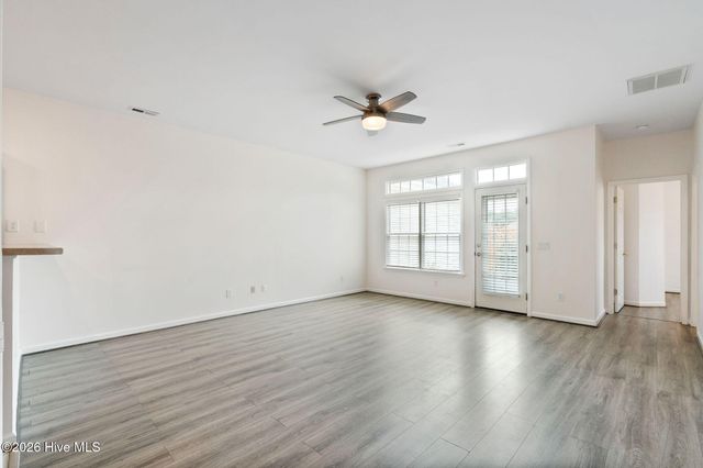 1009 Avenshire Circle, Wilmington, NC 28412