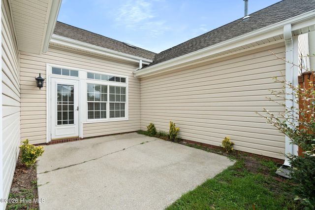 1009 Avenshire Circle, Wilmington, NC 28412