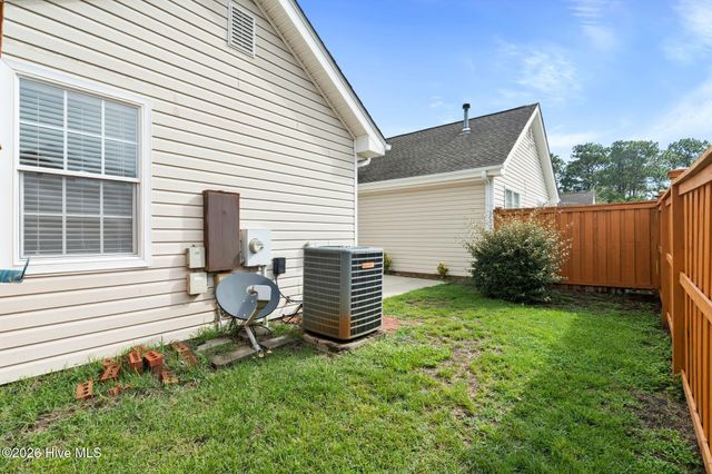 1009 Avenshire Circle, Wilmington, NC 28412